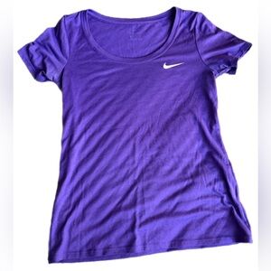 Nike Dri-FIT Women’s Short Sleeve Athletic Top – XS – Purple